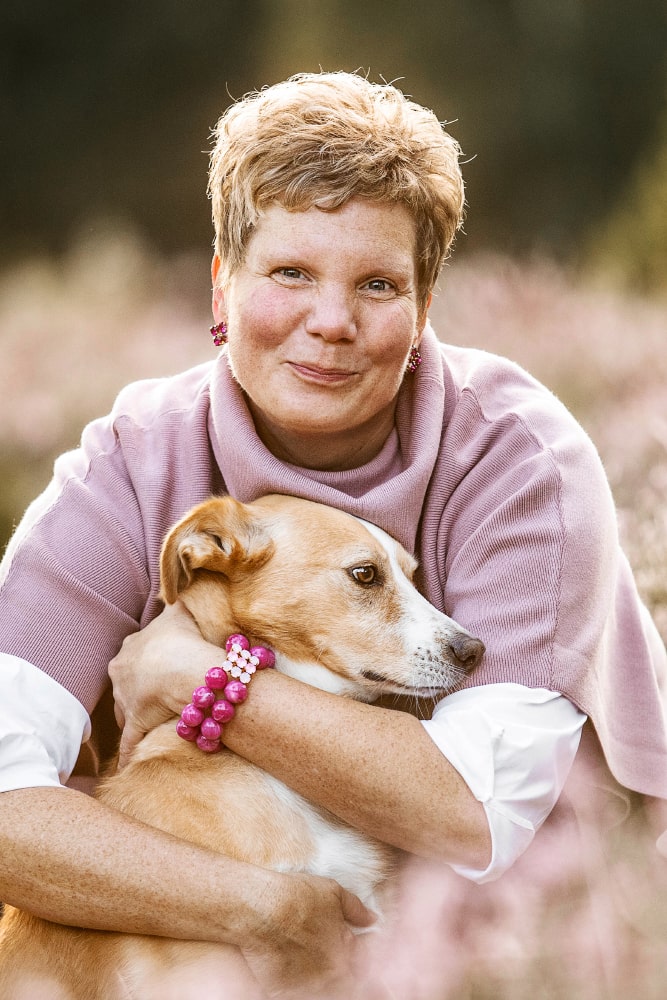 kuschelbild Frau mit hund Fotoshooting Telgte